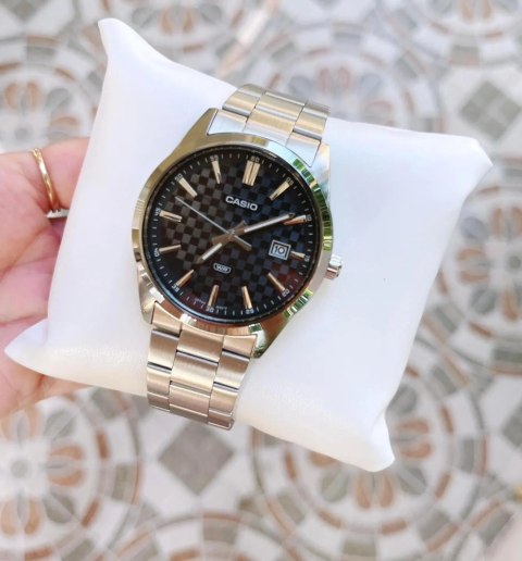 ZEGAREK MĘSKI CASIO MTP-VD03D-1A + BOX ZEGAREK MĘSKI CASIO MTP-VD03D-1A + BOX
