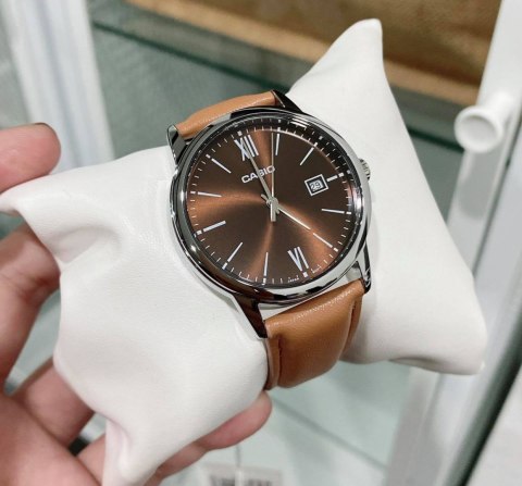 ZEGAREK MĘSKI CASIO MTP-V002L-5B3 + BOX (zd224c) ZEGAREK MĘSKI CASIO MTP-V002L-5B3 + BOX (zd224c)