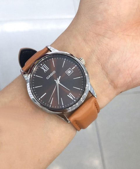 ZEGAREK MĘSKI CASIO MTP-V002L-5B3 + BOX (zd224c) ZEGAREK MĘSKI CASIO MTP-V002L-5B3 + BOX (zd224c)