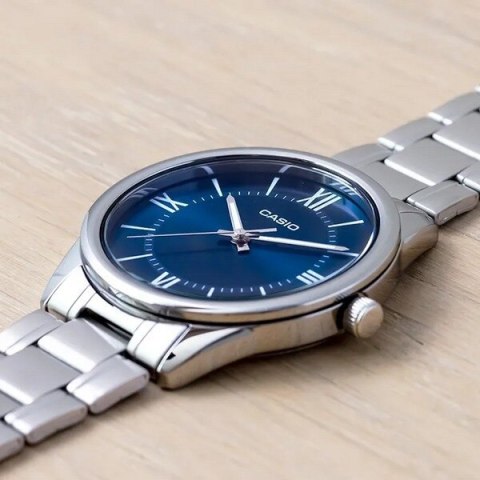 ZEGAREK MĘSKI CASIO MTP-V005D-2B5 + BOX ZEGAREK MĘSKI CASIO MTP-V005D-2B5 + BOX