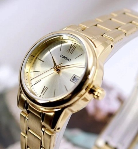 ZEGAREK DAMSKI CASIO LTP-V002G-9B3 + BOX ZEGAREK DAMSKI CASIO LTP-V002G-9B3 + BOX
