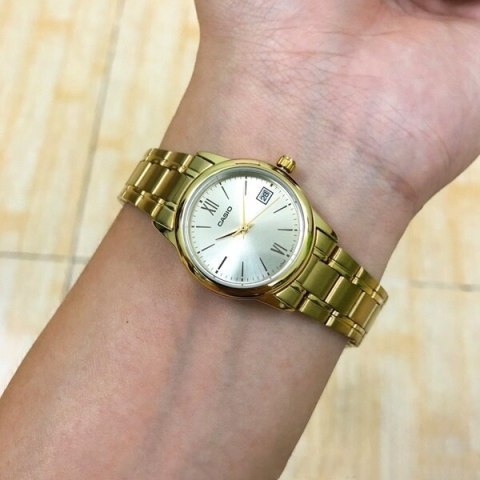 ZEGAREK DAMSKI CASIO LTP-V002G-9B3 + BOX ZEGAREK DAMSKI CASIO LTP-V002G-9B3 + BOX