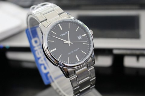 ZEGAREK MĘSKI CASIO MTP-V002D-1AUDF + BOX (zd263a) ZEGAREK MĘSKI CASIO MTP-V002D-1AUDF + BOX (zd263a)