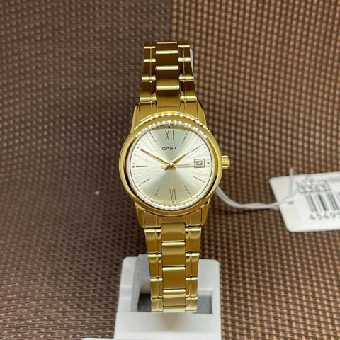 ZEGAREK DAMSKI CASIO LTP-V002G-9B3 + BOX ZEGAREK DAMSKI CASIO LTP-V002G-9B3 + BOX