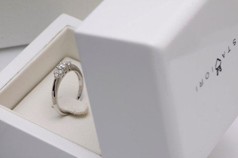 Złoty pierścionek PBD4440 - Diament Złoty pierścionek PBD4440 - Diament