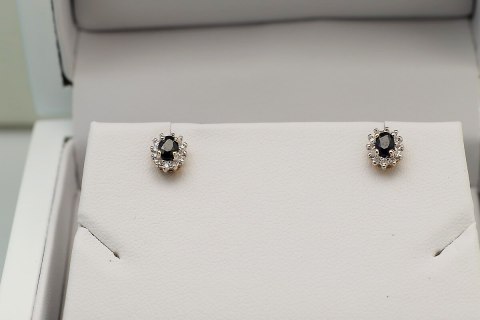 Złote kolczyki KXD0611 - Diament Złote kolczyki KXD0611 - Diament