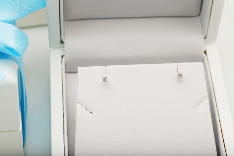 Złote kolczyki KXD2555 - Diament Złote kolczyki KXD2555 - Diament