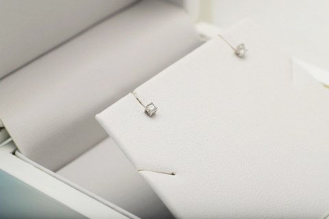Złote kolczyki KXD2555 - Diament Złote kolczyki KXD2555 - Diament