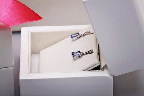 Złote kolczyki KBD1924T - Diament Złote kolczyki KBD1924T - Diament