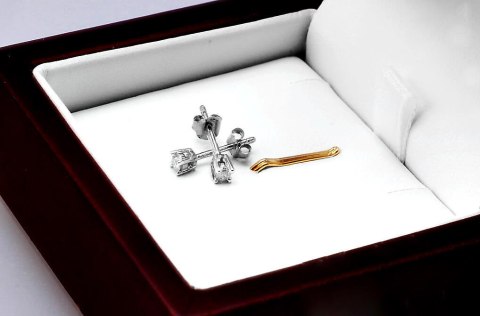 Złote kolczyki KBD2555 - Diament Złote kolczyki KBD2555 - Diament