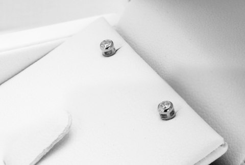 Złote kolczyki KBD2556 - Diament Złote kolczyki KBD2556 - Diament