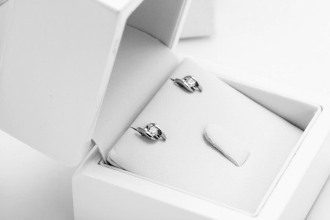 Złote kolczyki KBD5523 - Diament Złote kolczyki KBD5523 - Diament