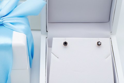 Złote kolczyki KRD1594B - Diament Złote kolczyki KRD1594B - Diament