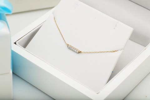 Złoty naszyjnik NZD5900 - Diament Złoty naszyjnik NZD5900 - Diament