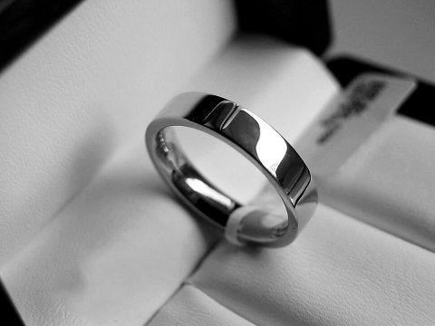 Złota obrączka XBD1751 - Diament Złota obrączka XBD1751 - Diament