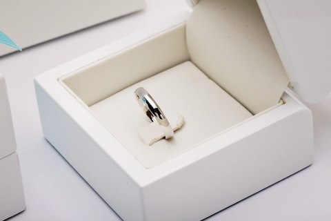 Złota obrączka OBX4097 Złota obrączka OBX4097